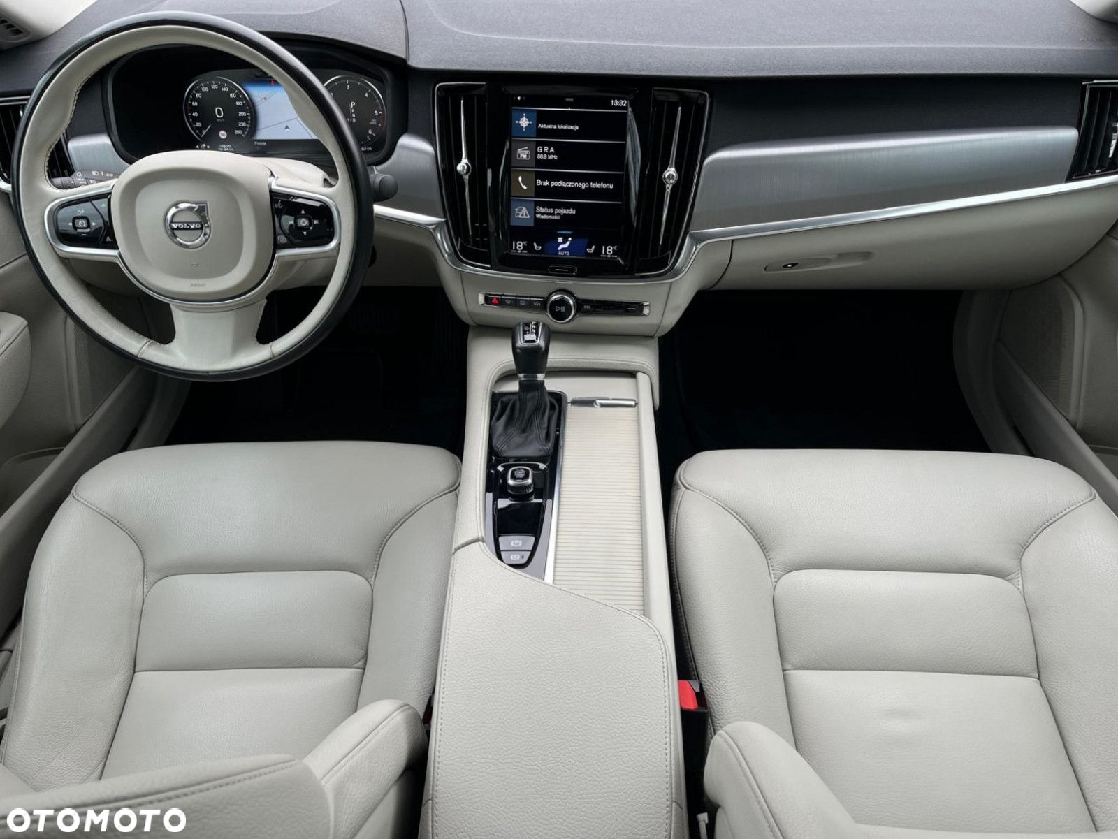 Volvo S90 - 12