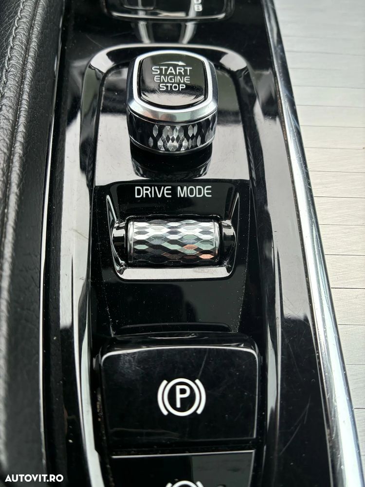 Volvo XC 90 - 19