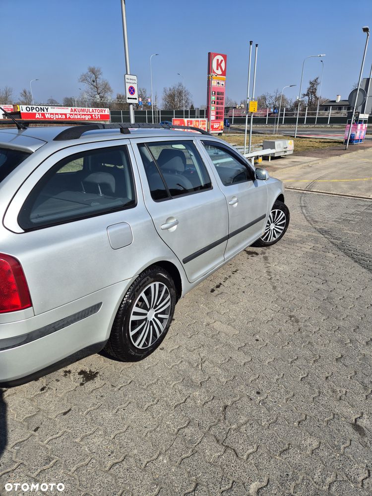 Skoda Octavia 1.9 TDI DPF Elegance - 2