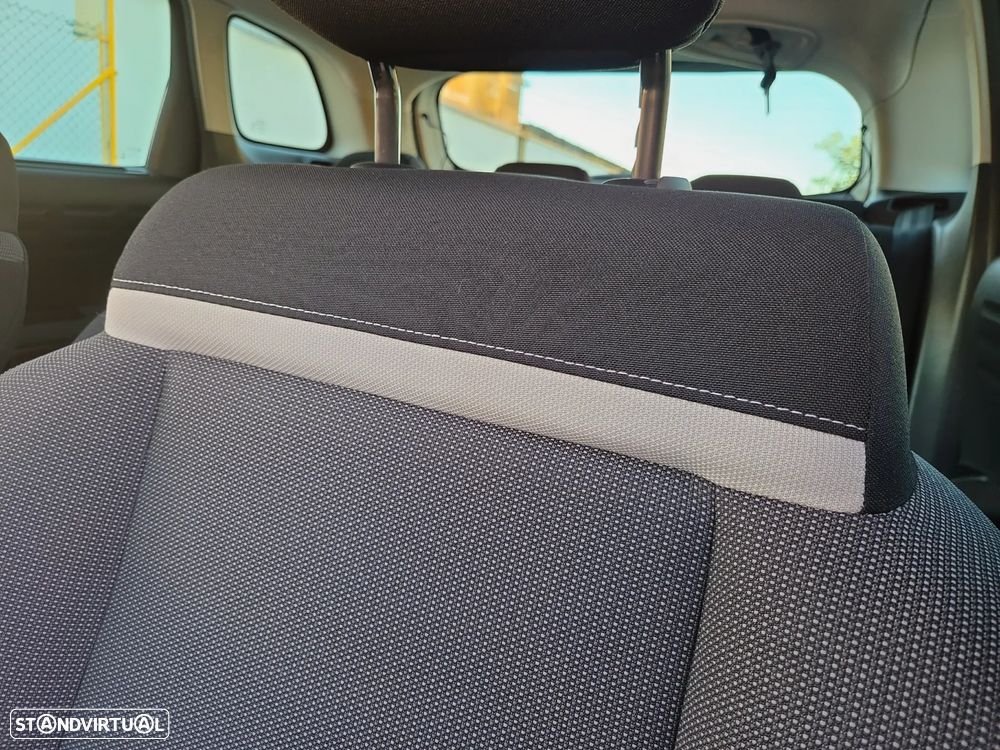 Citroën C3 Aircross 1.2 PureTech Shine - 21