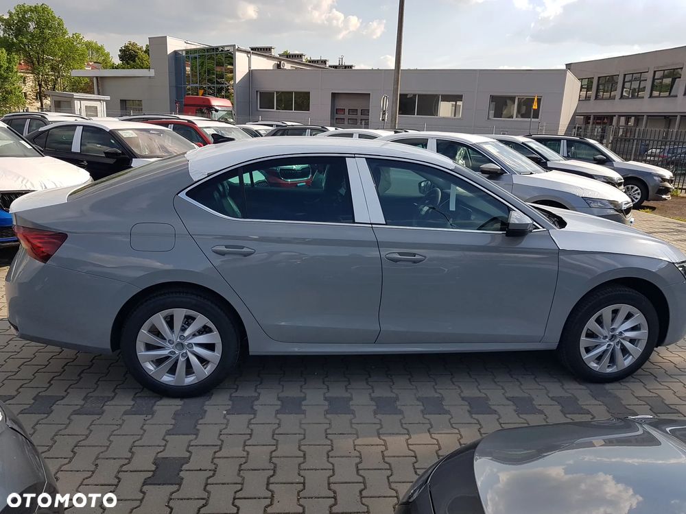 Skoda Octavia 1.5 TSI mHEV Drive Selection DSG - 5
