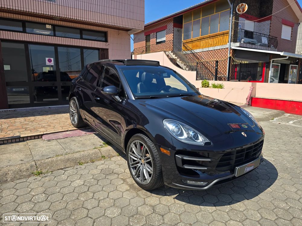 Porsche Macan Turbo PDK - 3