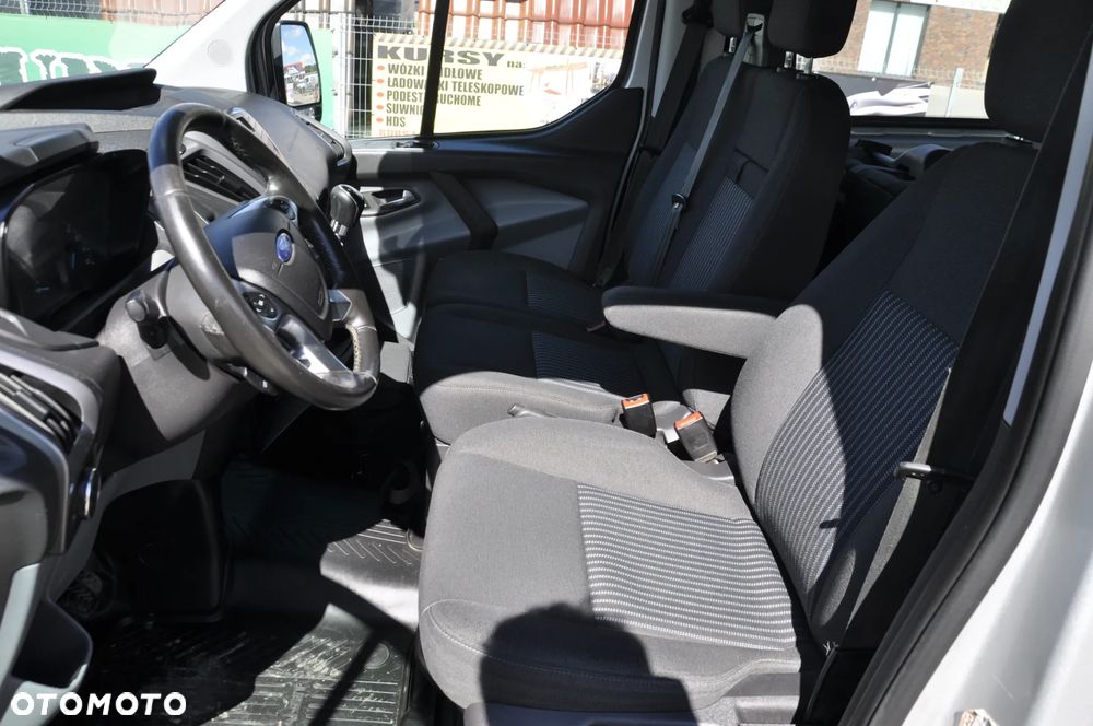 Ford Transit Custom 290 L1H1 Limited - 17