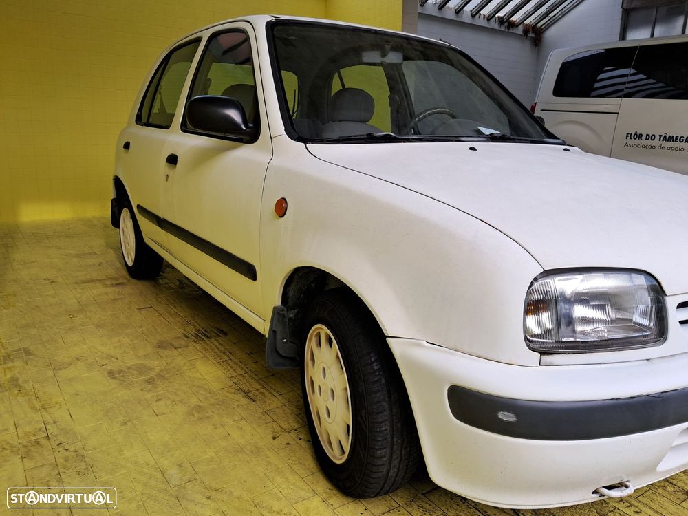 Nissan Micra 1.0 GX - 15