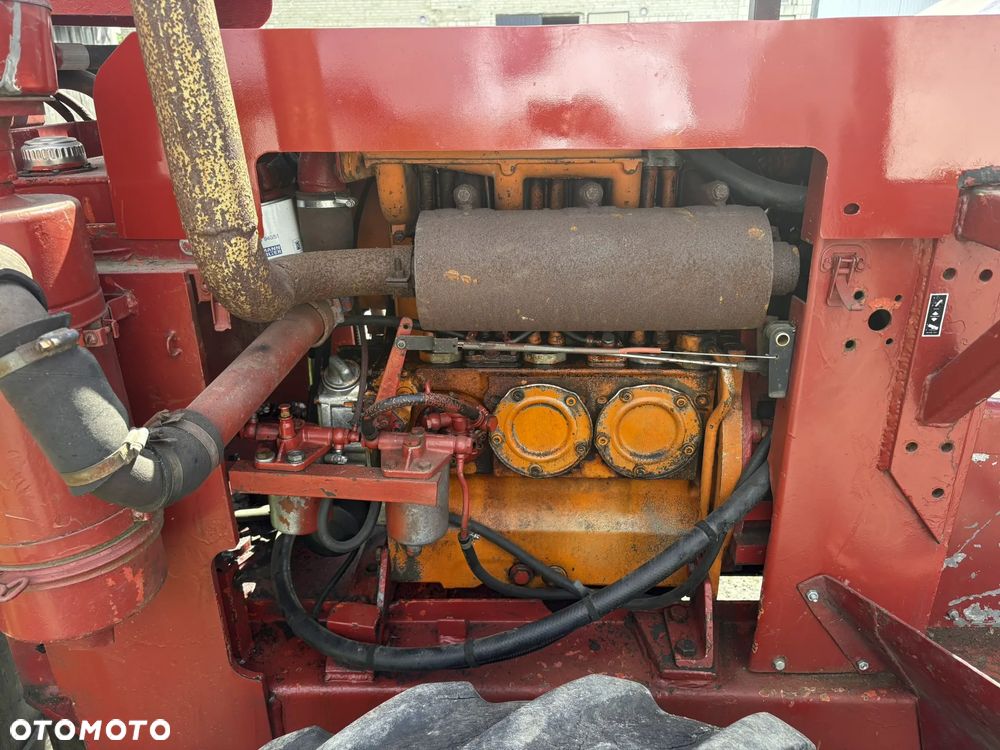 Ditch Witch r65 - 21