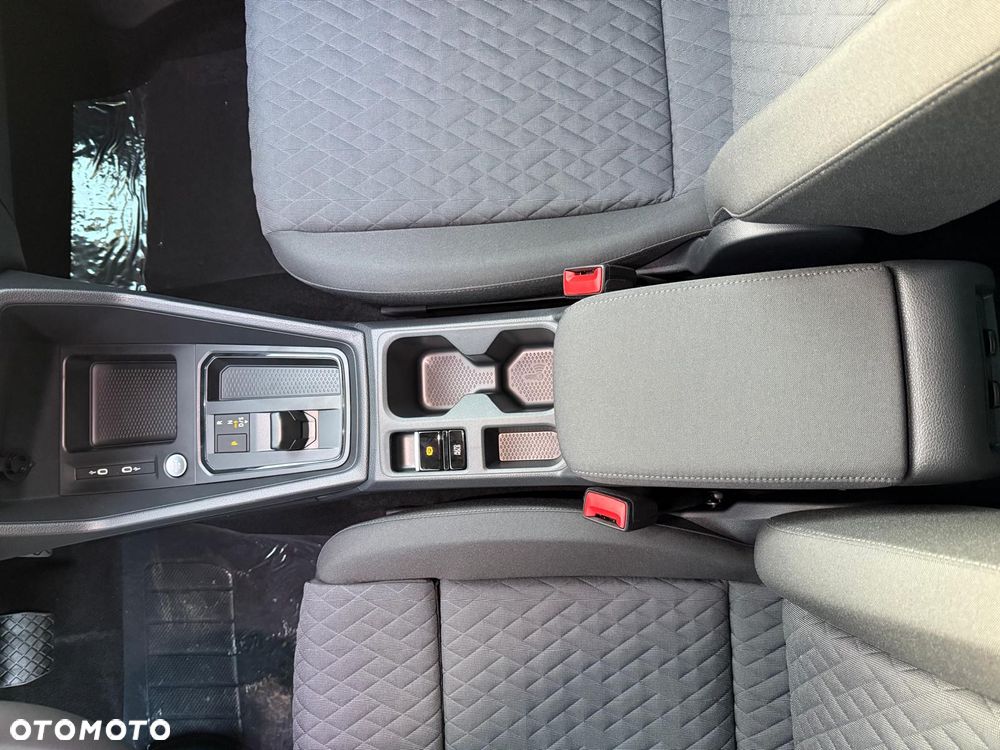 Volkswagen Caddy 2.0 TDI DSG - 14