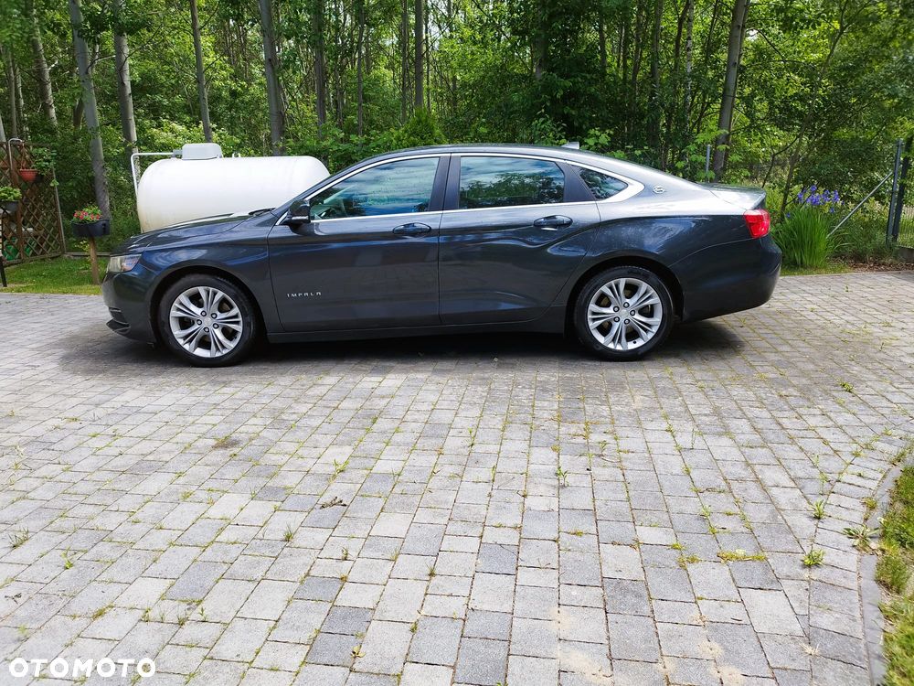 Chevrolet Impala - 4