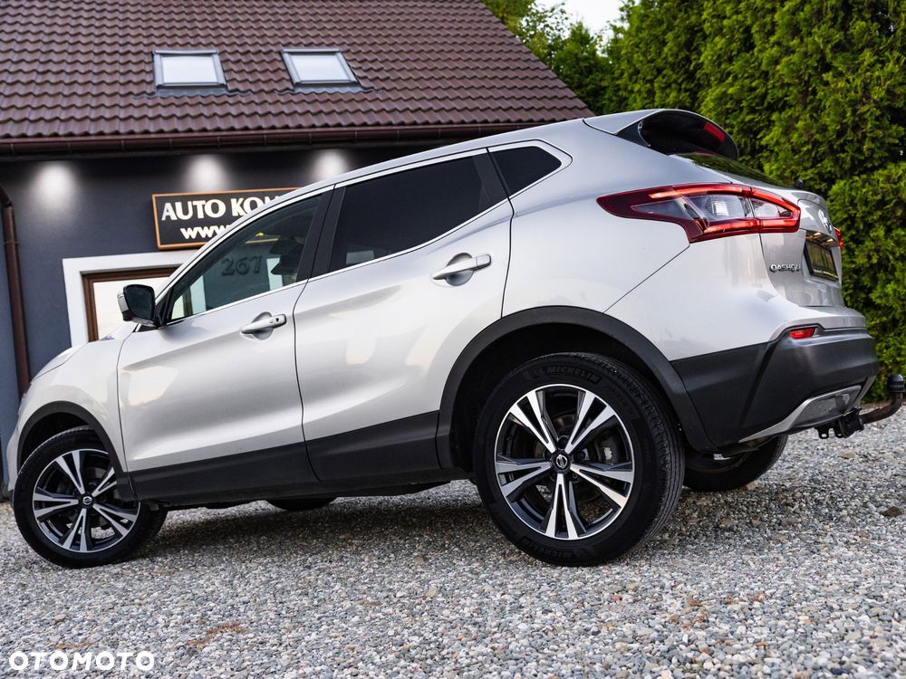 Nissan Qashqai 1.3 DIG-T DCT N-CONNECTA - 17