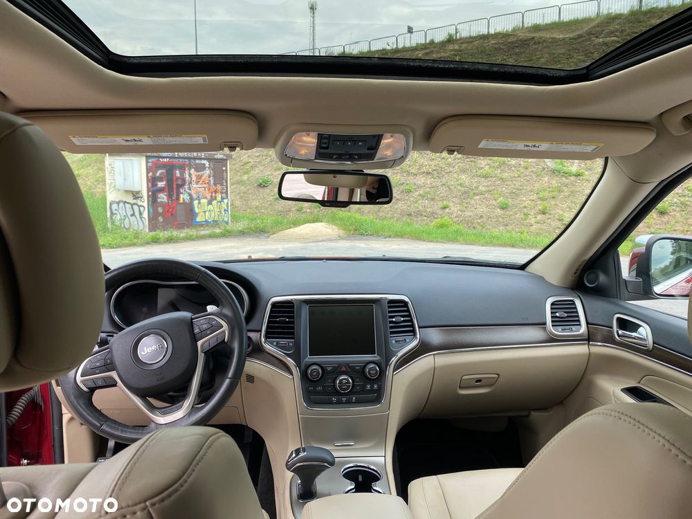 Jeep Grand Cherokee - 15