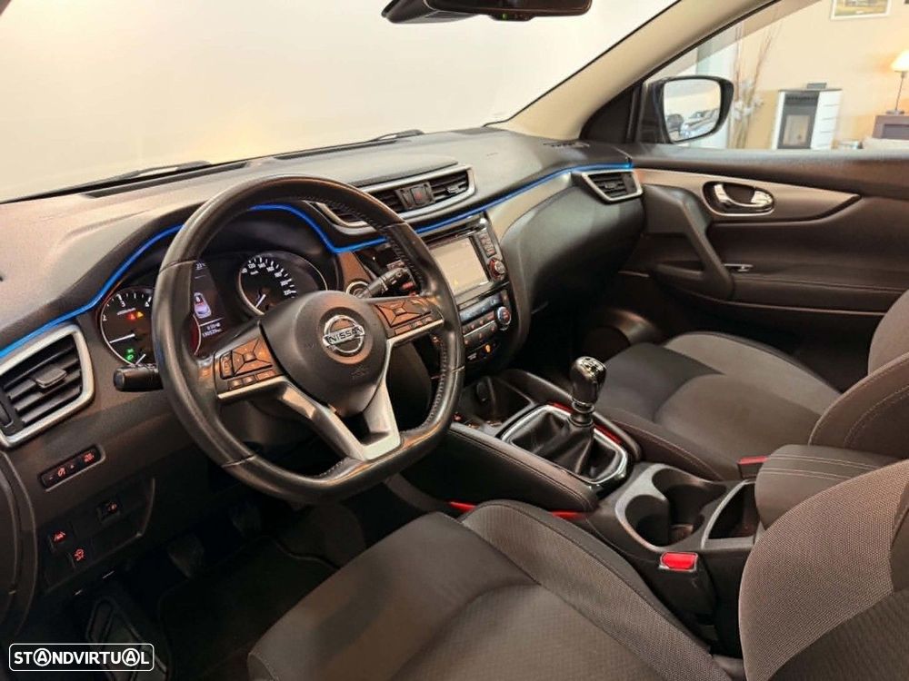 Nissan Qashqai 1.5 dCi N-Connecta - 10