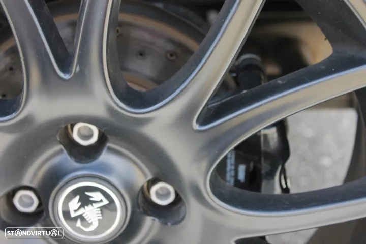 Abarth 595 1.4 T-Jet Yamaha Monster Energy - 26