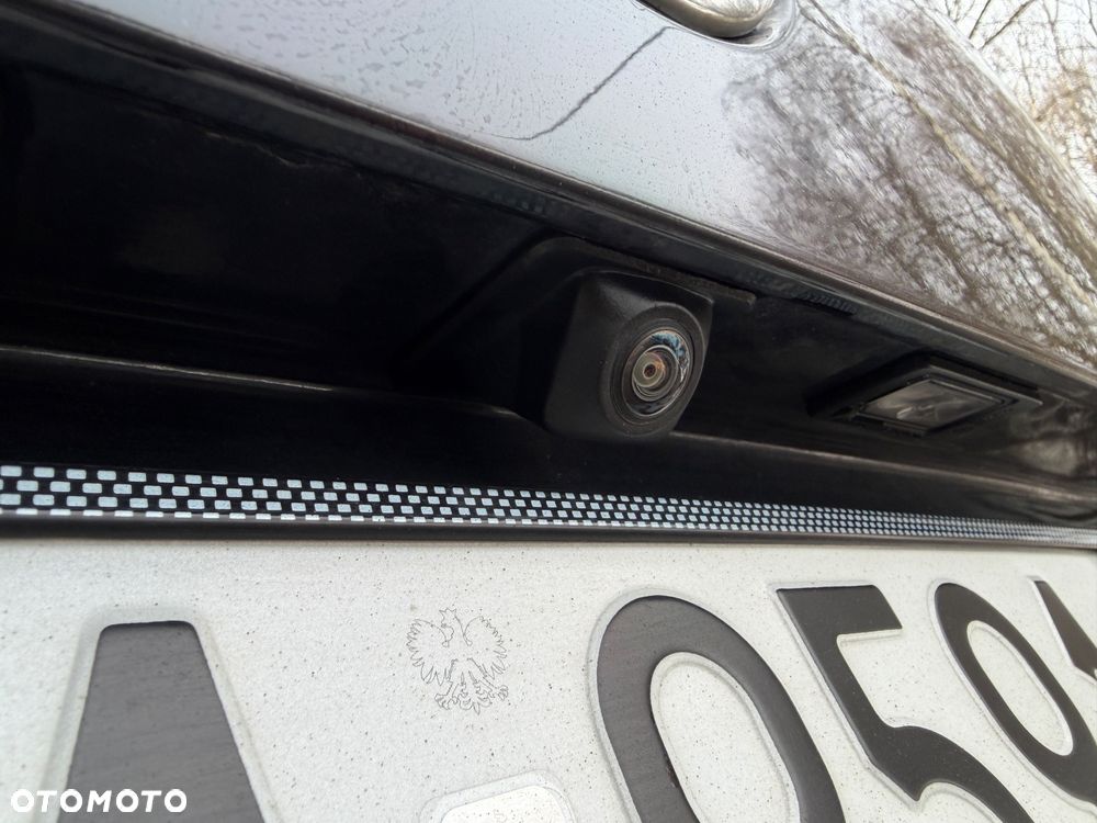 Volkswagen Multivan 2.0 TDI L1 Comfortline DSG - 21