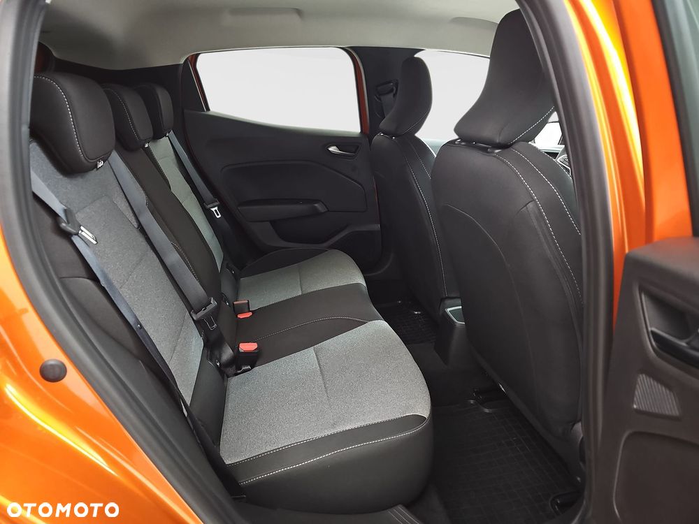 Renault Clio 1.0 TCe Evolution - 27