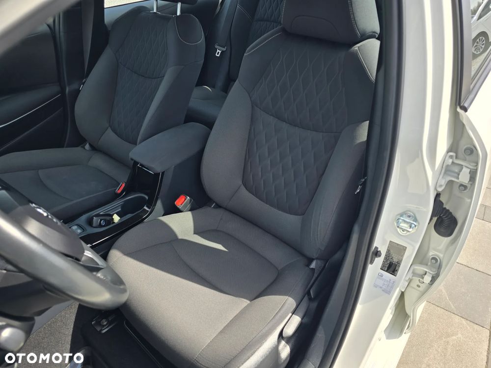 Toyota Corolla 1.8 Hybrid GPF Comfort - 32