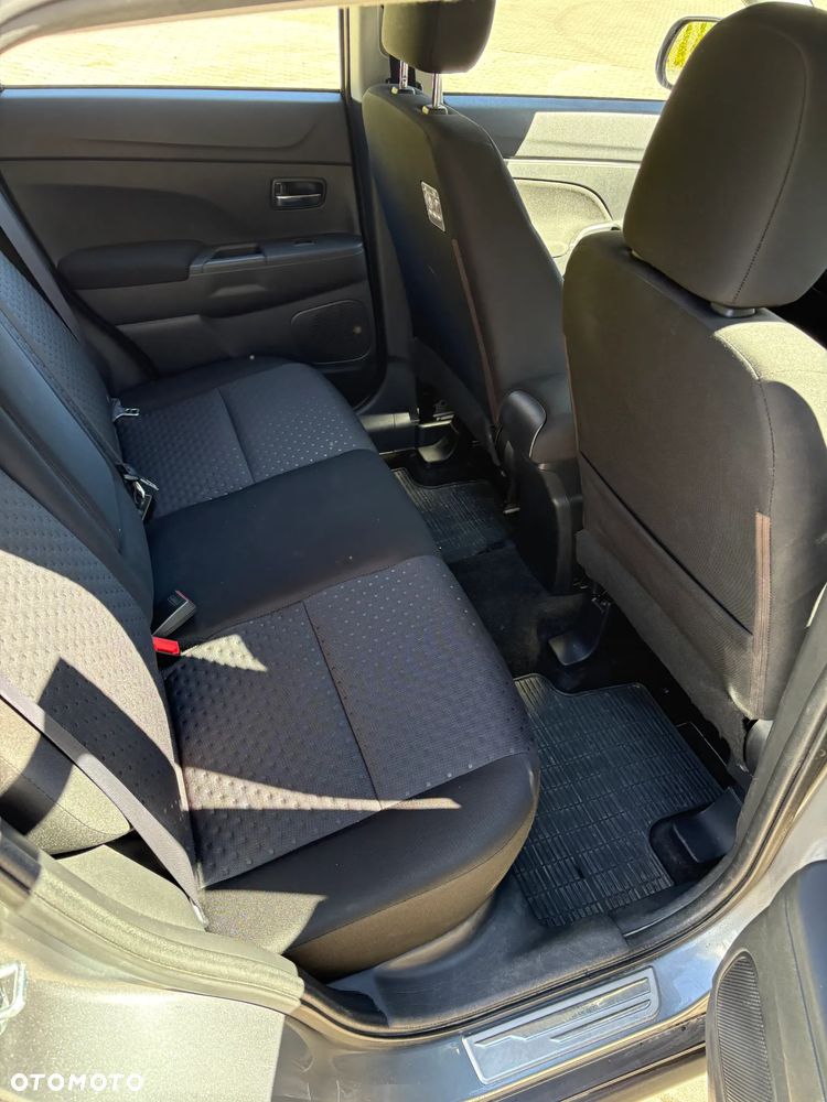 Mitsubishi ASX 1.8 DID Invite 4WD AS&G - 11