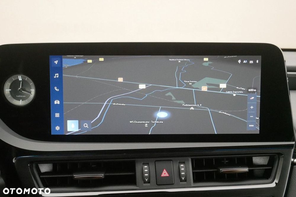Lexus ES 300h Business Edition - 19