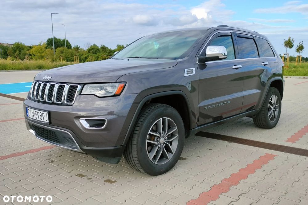 Jeep Grand Cherokee - 1