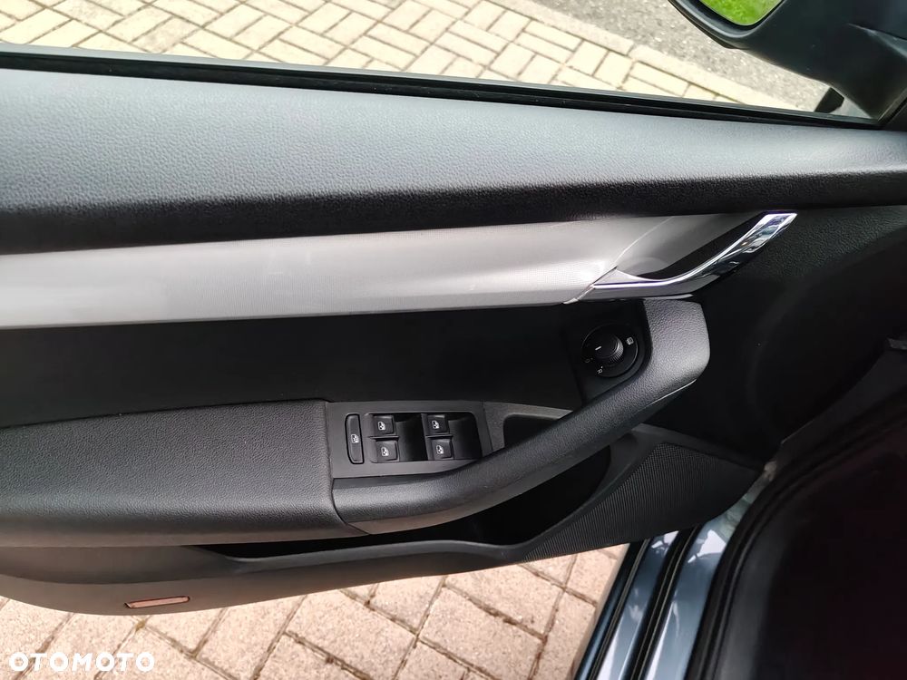 Skoda Octavia 1.6 TDI Ambition - 12