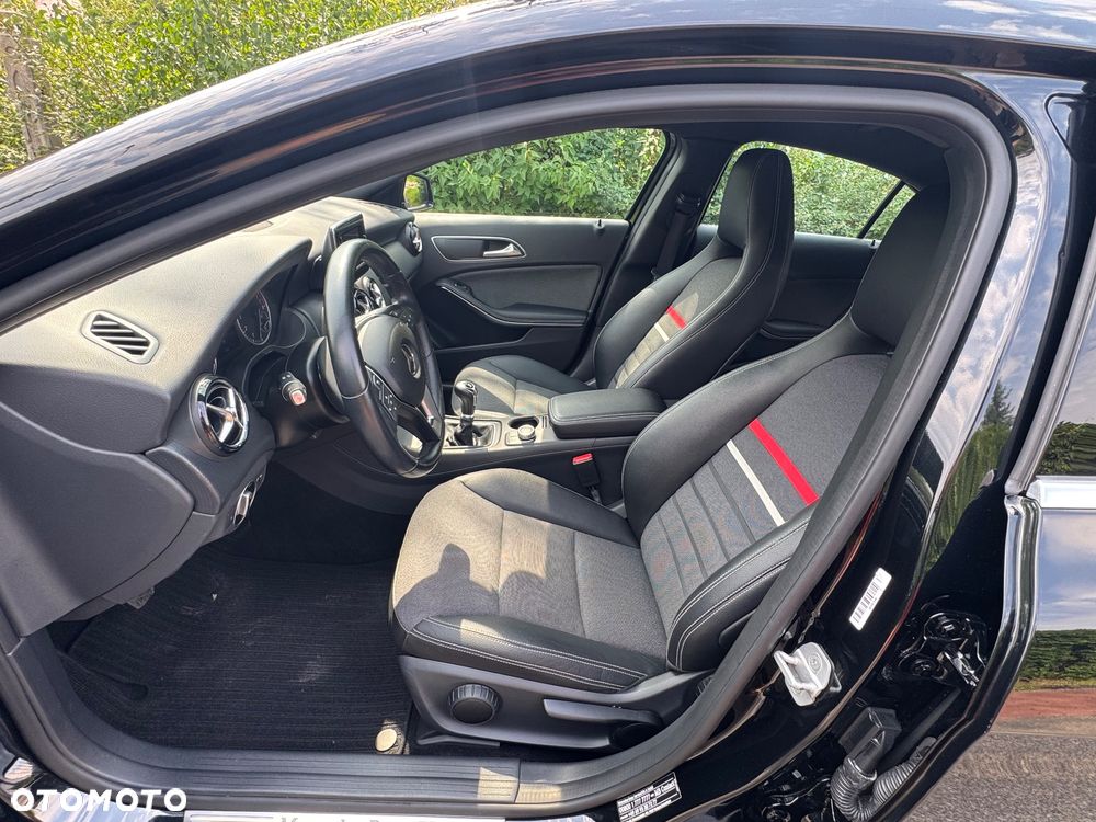 Mercedes-Benz Klasa A 180 BlueEfficiency Edition Style - 18
