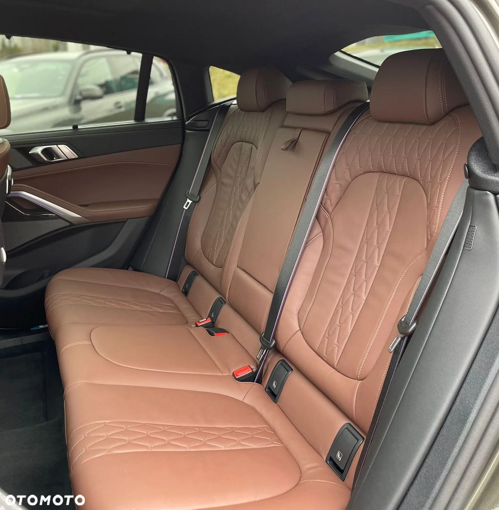 BMW X6 - 32