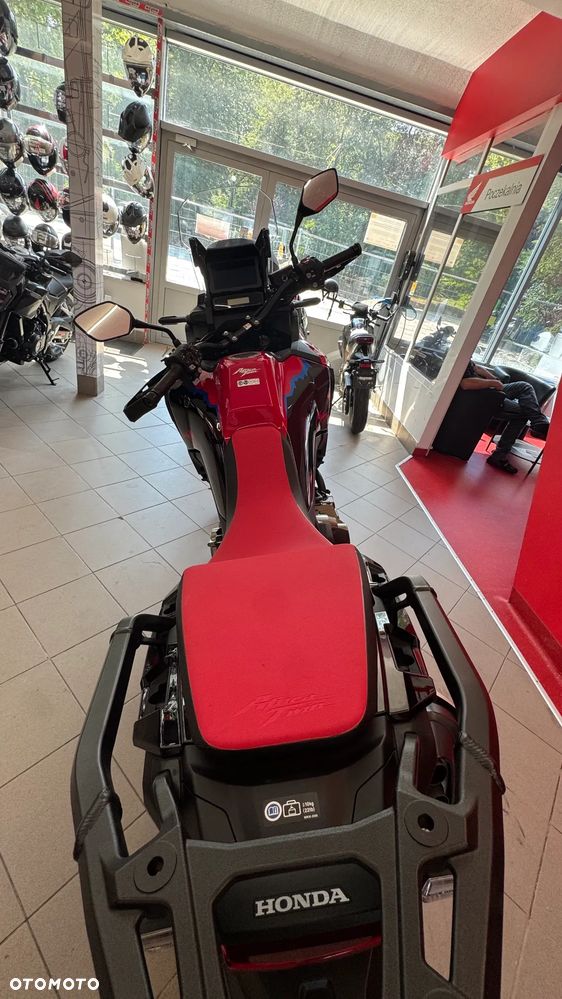 Honda CRF - 8