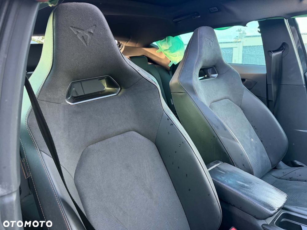 Cupra Formentor 1.5 e-Hybrid DSG VZ - 11