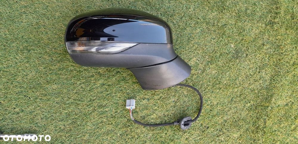 Ford Fiesta MK8 Lift 2022 Lusterko prawe 6 PIN kolor DK - 5