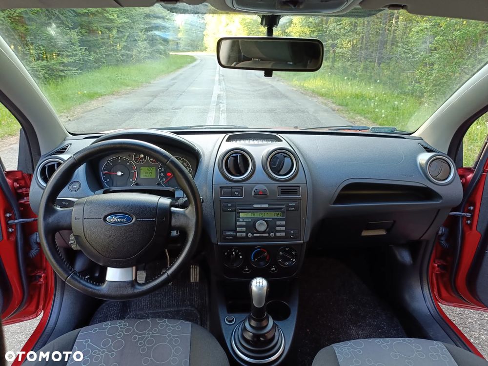 Ford Fiesta 1.4 TDCI - 7
