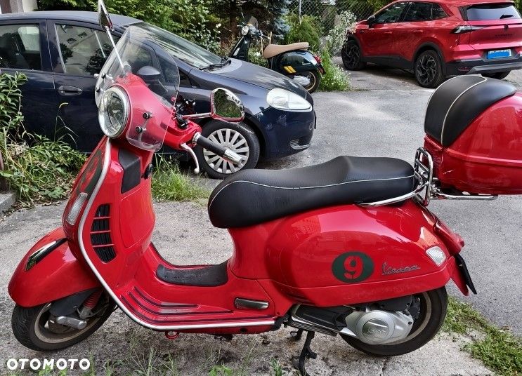 Vespa GTS - 1