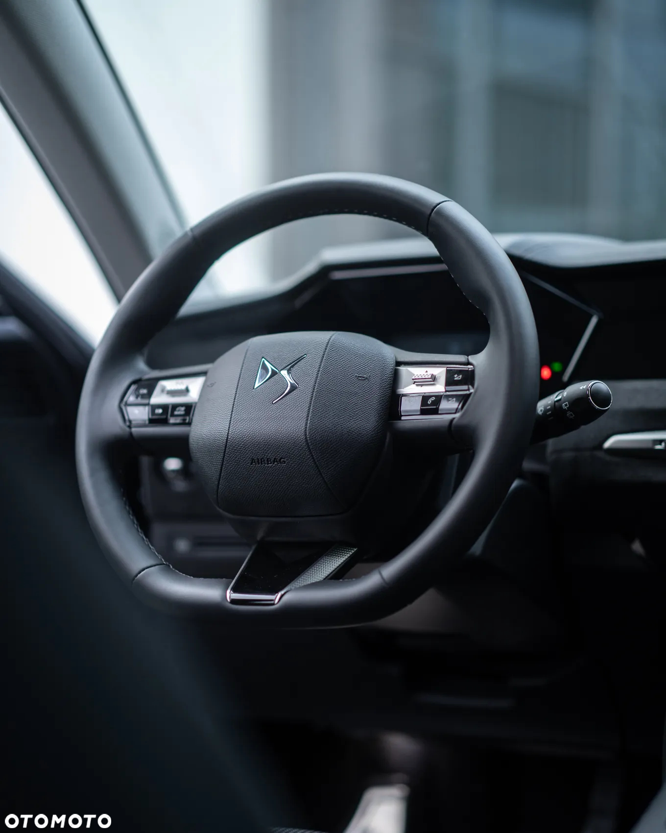 DS Automobiles DS 4 1.5 BlueHDi Étoile Alcantara - 11