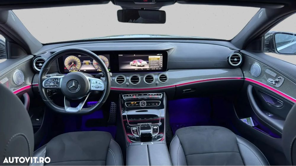 Mercedes-Benz E 220 d 4MATIC 9G-TRONIC AMG Line - 11
