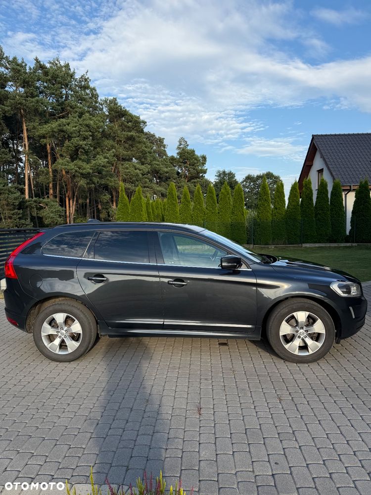 Volvo XC 60 D4 AWD Momentum - 7