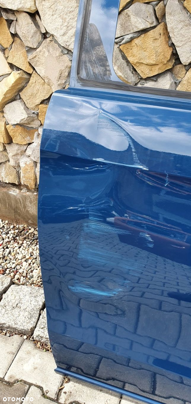 MERCEDES V KLASA VITO W447 DRZWI PRZESUWNE PRAWE - 2
