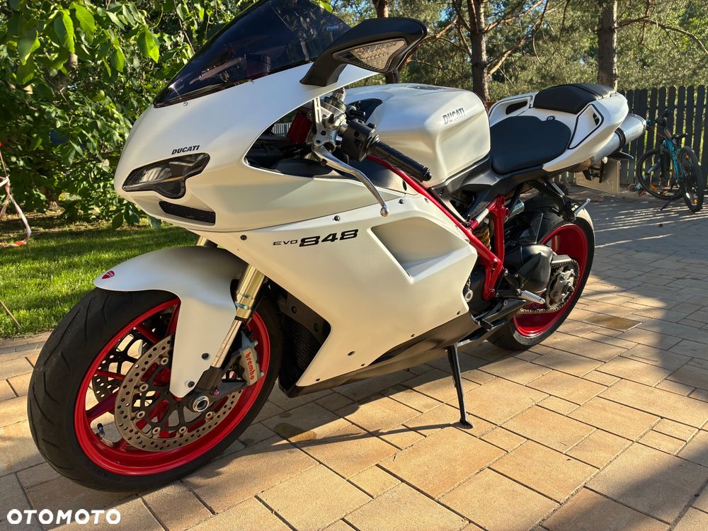 Ducati 848 - 11