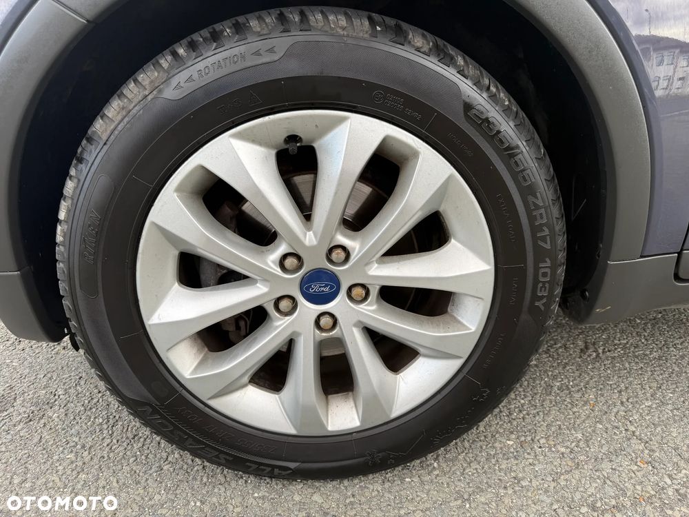Ford Kuga 2.0 TDCi 4x4 Titanium - 9