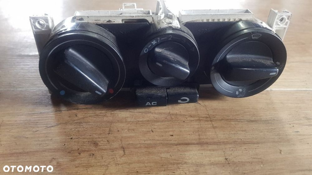 VW GOLF IV BORA PANEL NAWIEWU 1J0820045E - 1