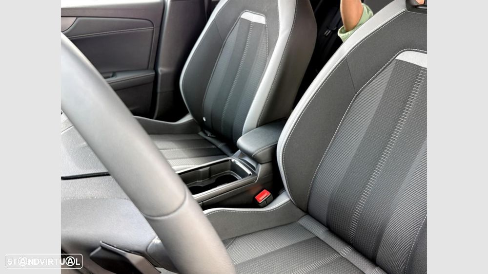Opel Mokka 1.2 Hybrid GS eDCT — fotografia 33