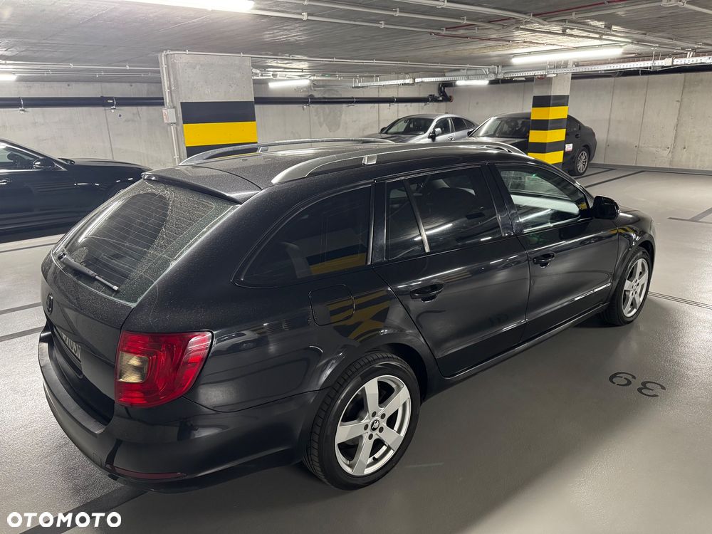 Skoda Superb 2.0 TDI Ambition DSG - 5