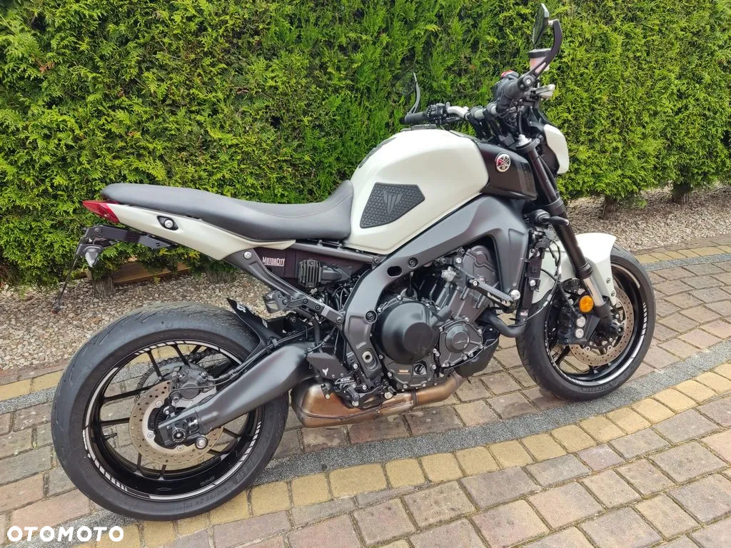 Yamaha MT - 5