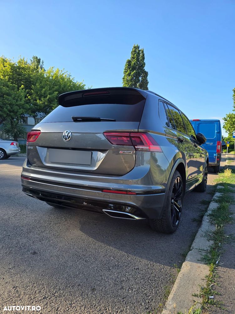 Volkswagen Tiguan - 8