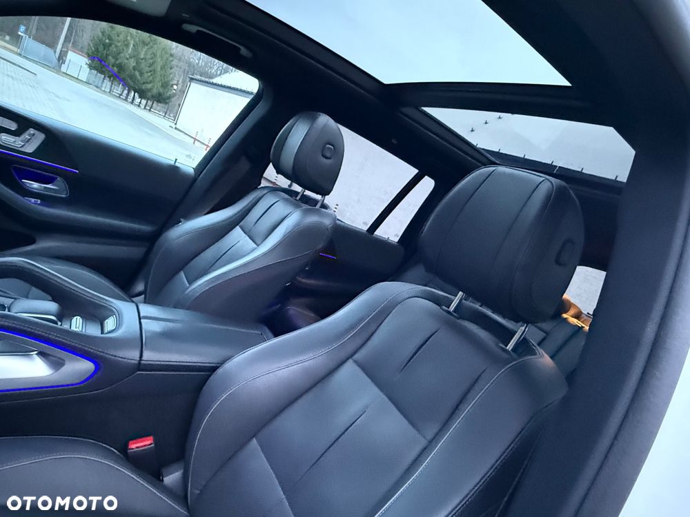 Mercedes-Benz GLS - 36