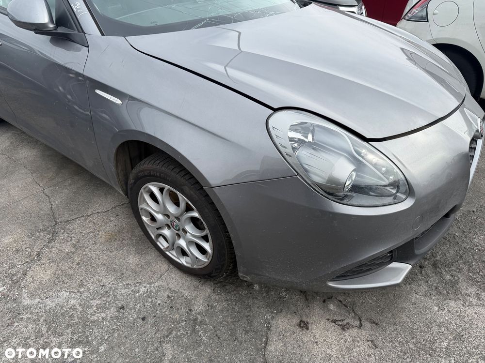 Alfa Romeo Giulietta Lift 16- LAMPA PRZÓD LEWA LUB PRAWA - 16