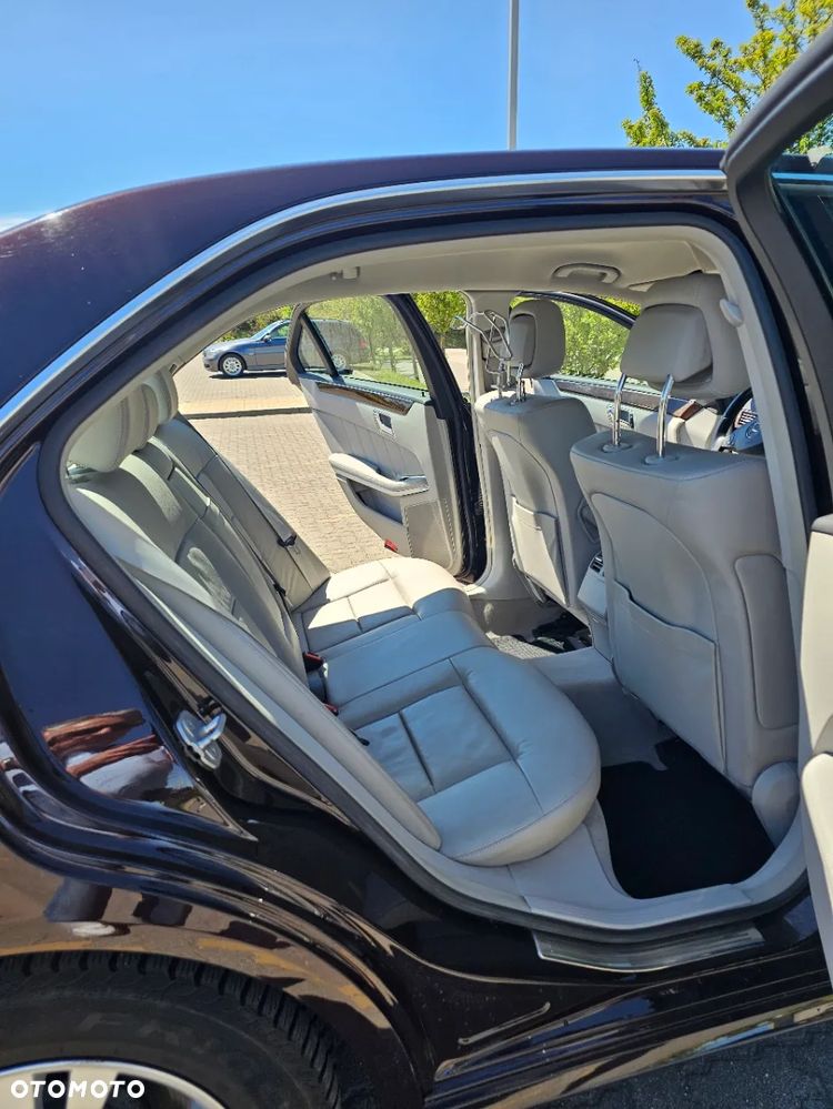 Mercedes-Benz Klasa E 220 CDI BlueEff Elegance - 11
