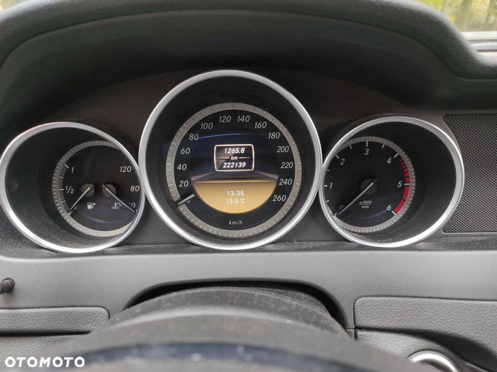 Mercedes-Benz Klasa C 180 CDI DPF (BlueEFFICIENCY) - 23