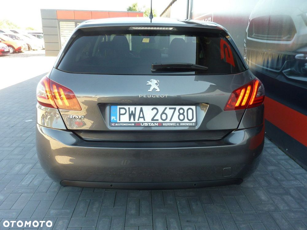 Peugeot 308 - 5