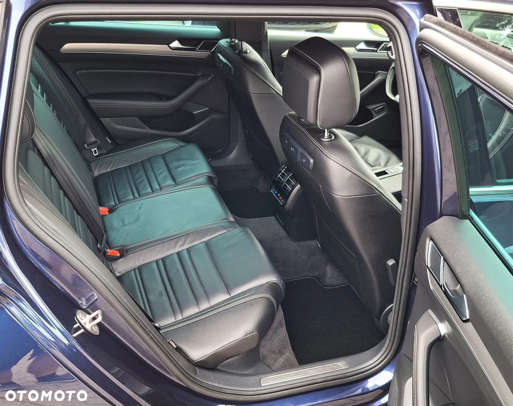 Volkswagen Passat Variant - 22