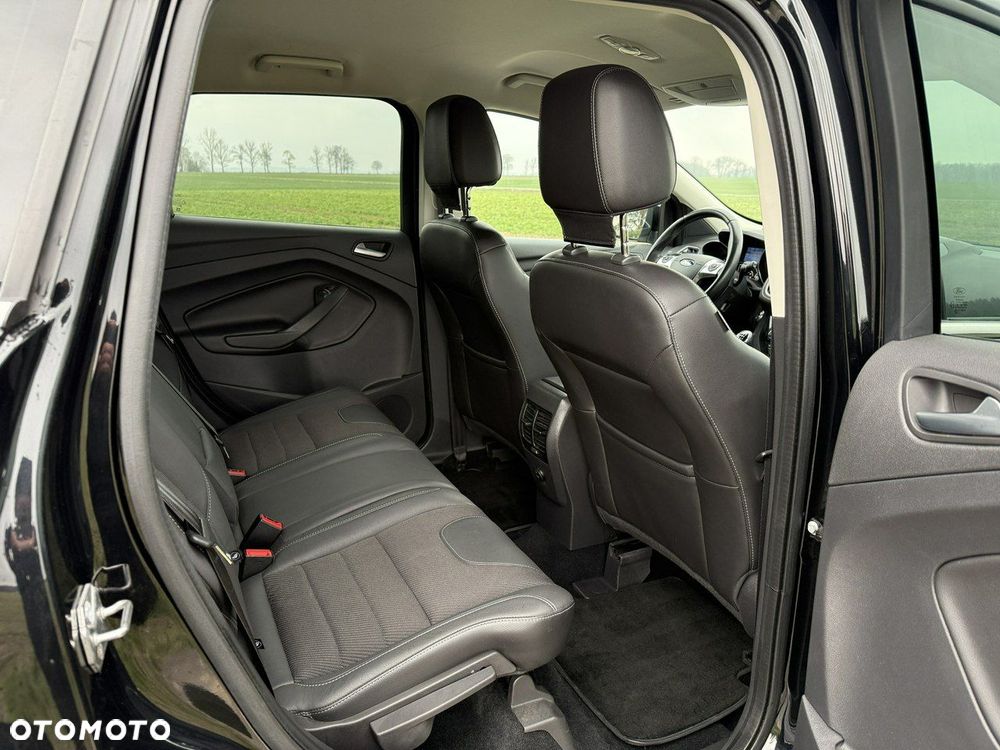 Ford Kuga 2.0 TDCi 4x2 Titanium - 19