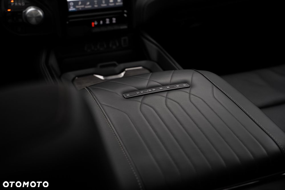 RAM 1500 5.7 Crew Cab Limited - 27