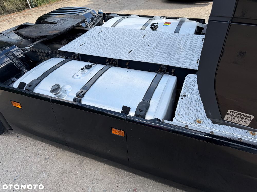 Scania S500 / KLIMA POSTOJOWA / FULL KONTRAKT ASO SCANIA /RETARDER INTARDER / ŚWIATŁA LED / ZBIORNIKI 1400 L / FULL SPOJLER / CAŁA CZARNA 2021 ROK !! - 9