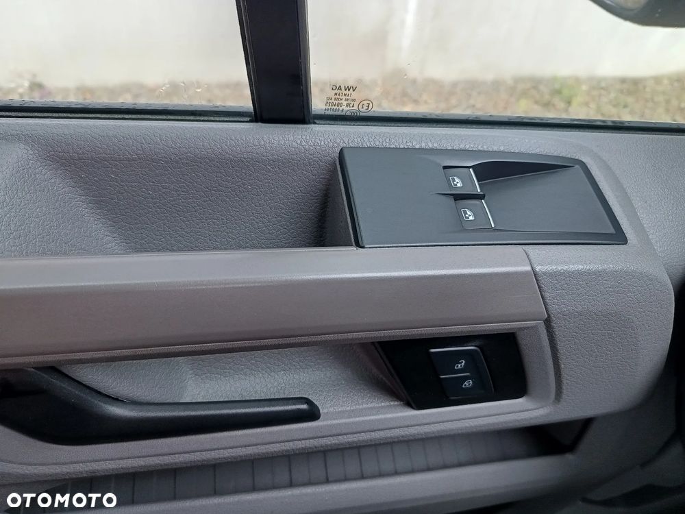 Volkswagen CRAFTER 2,0tdi 140KM Nowy model - 16